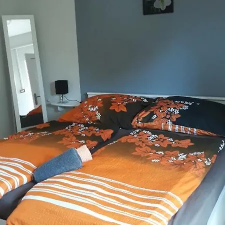 Adria Bed and Breakfast Ουμάγκ