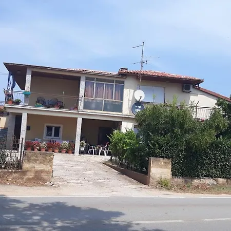 Adria Bed and Breakfast